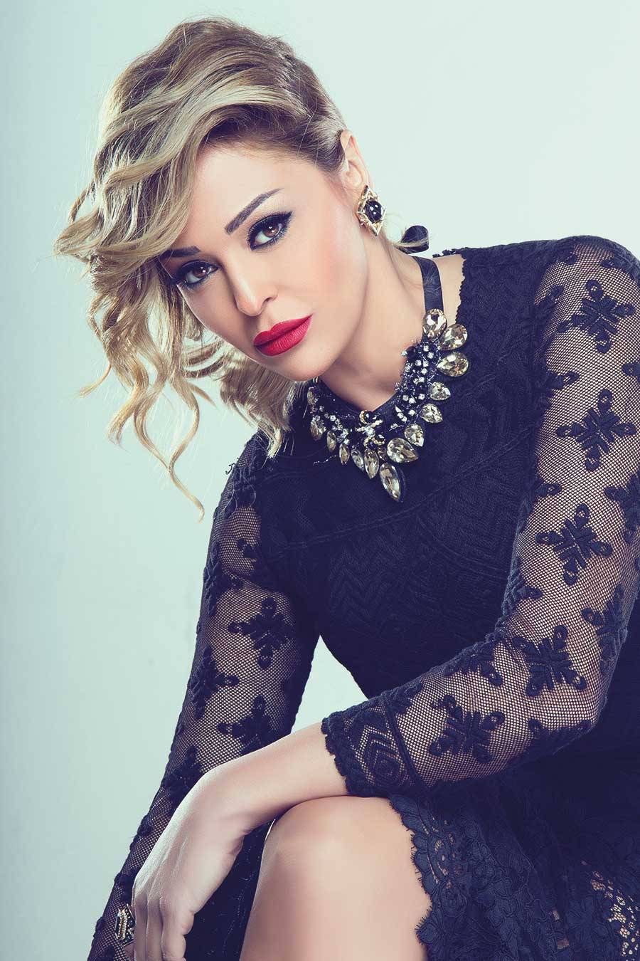 داليا البحيري: المرأة العربية مظلومة ونعيش في مجتمع ذكوري