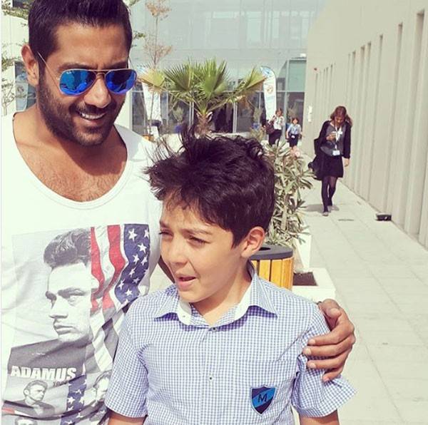 أحمد فلوكس يكشف حقيقة إعتزاله... وما علاقة ابنه بالقرار؟