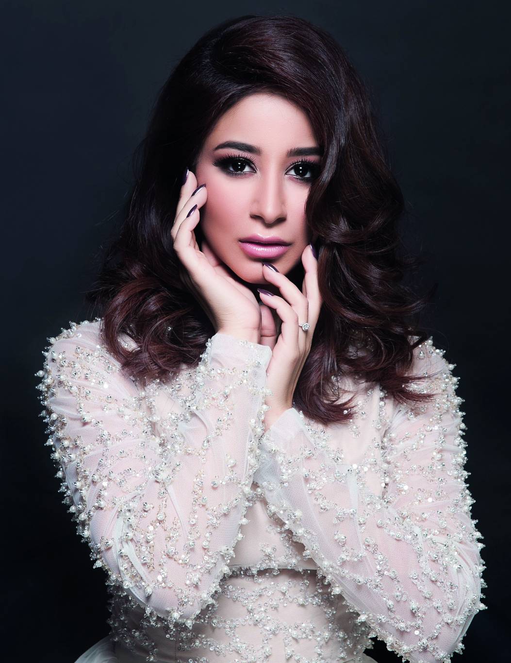 نجوم يهجرون الشاشة الكبيرة ويدخلون عالم اليوتيوب: دروس تعليمية، برنامج تلفزيون الواقع وحوار فنّي