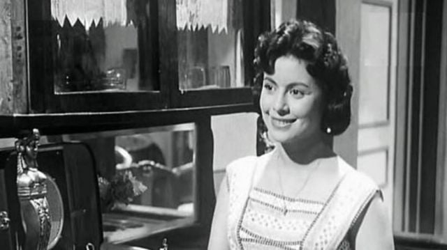 الموت يفجع السينما المصرية بوفاة آمال فريد