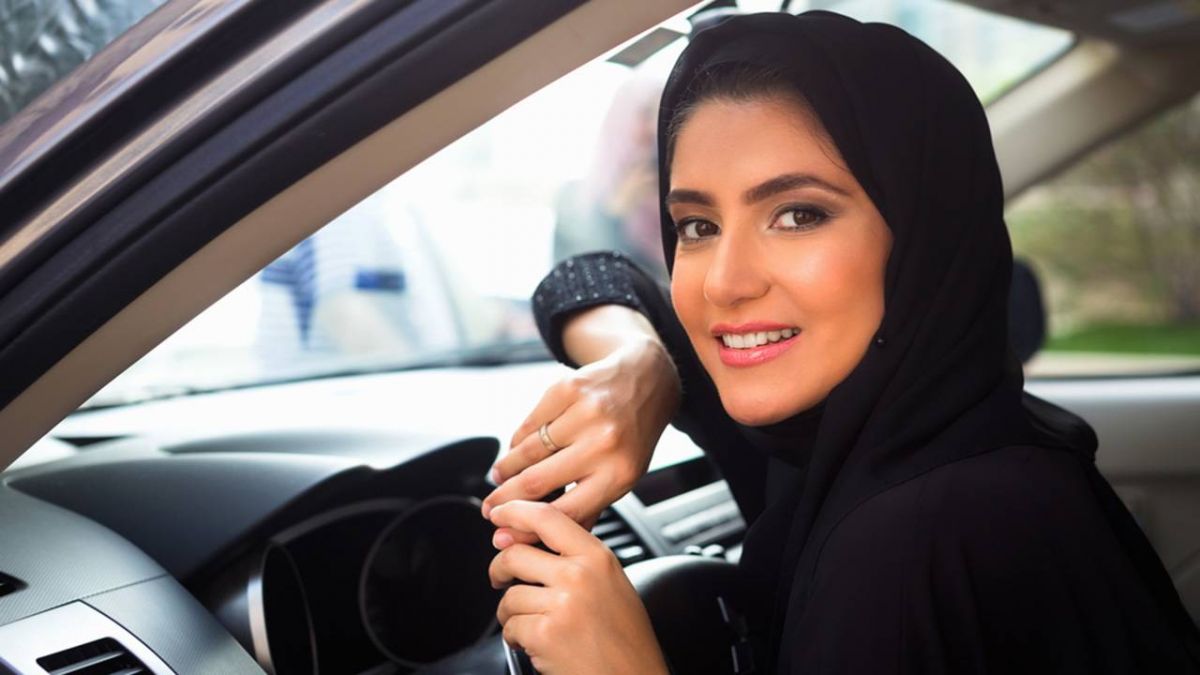 بالأسماء- من هنّ أول النساء اللواتي قدن السيارة في السعودية؟