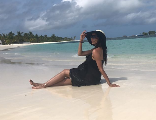 بالفيديو - لن تصدقوا ابنة عم دنيا بطمة حسناء شقراء... وتهاجمها