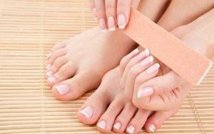 أظافرك مرآة صحتك... راقبيها جيداً