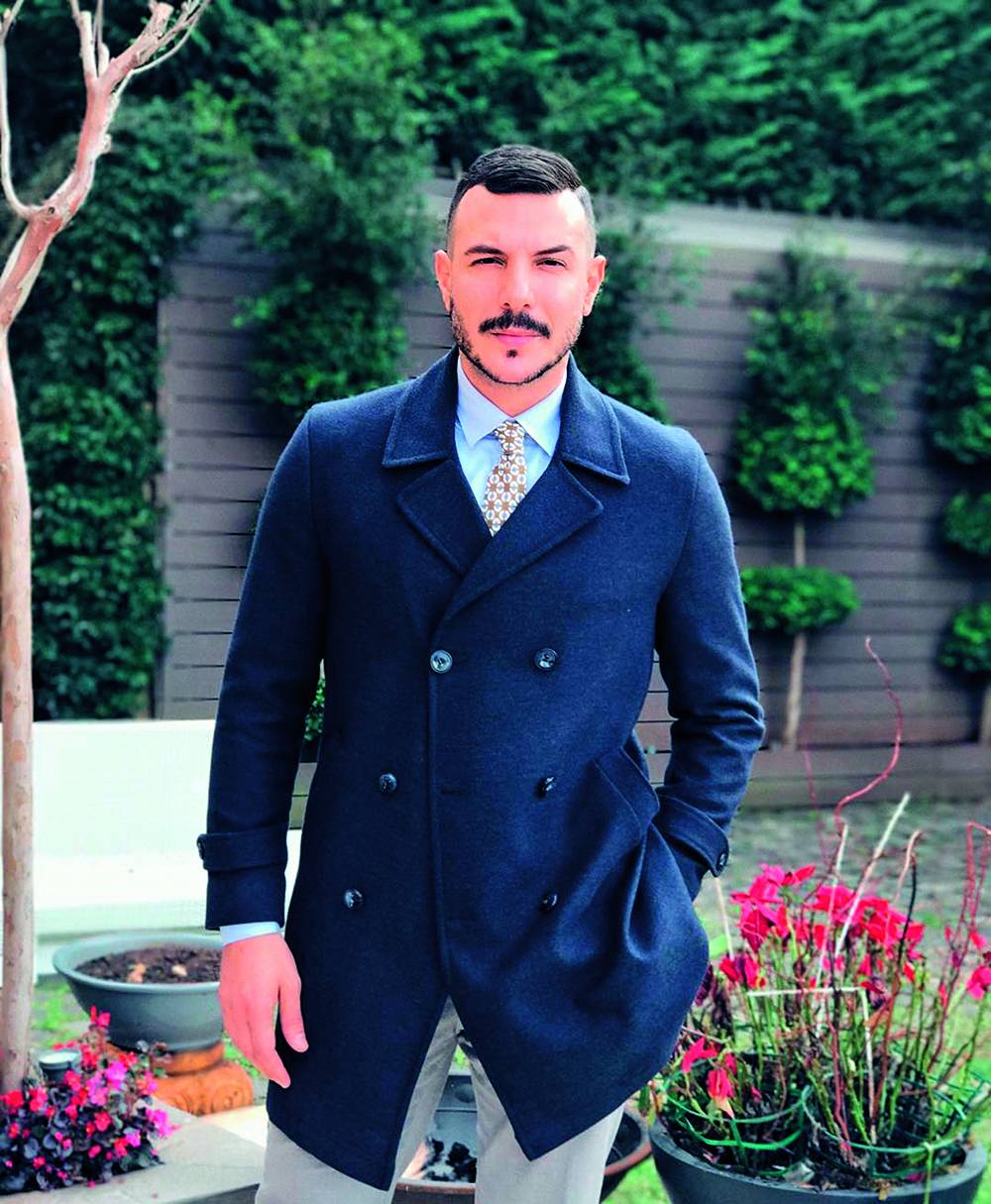 باسل خياط يتقن أدوار الشر...