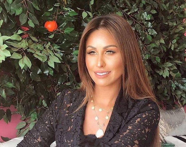 بالصور - إبنة مي سليم تشعل مواقع التواصل... شاهدوها