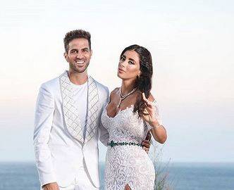 بالفيديو - هذا ما فعلته لبنانية في حفل زفافها من نجم كرة القدم.. والجمهور يعلق