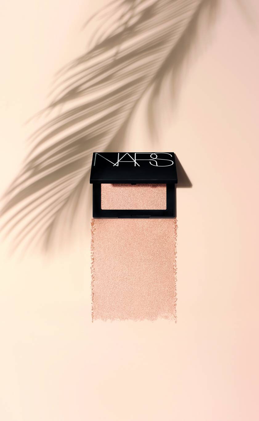 إشراقتك رائعة هذا الصيف مع Nars