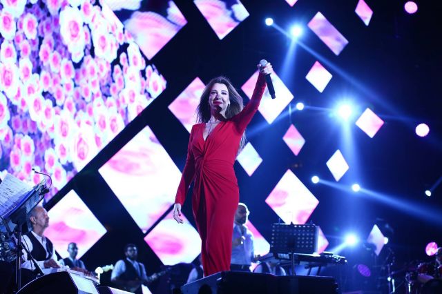 Nancy Ajram - Beirut Holidays