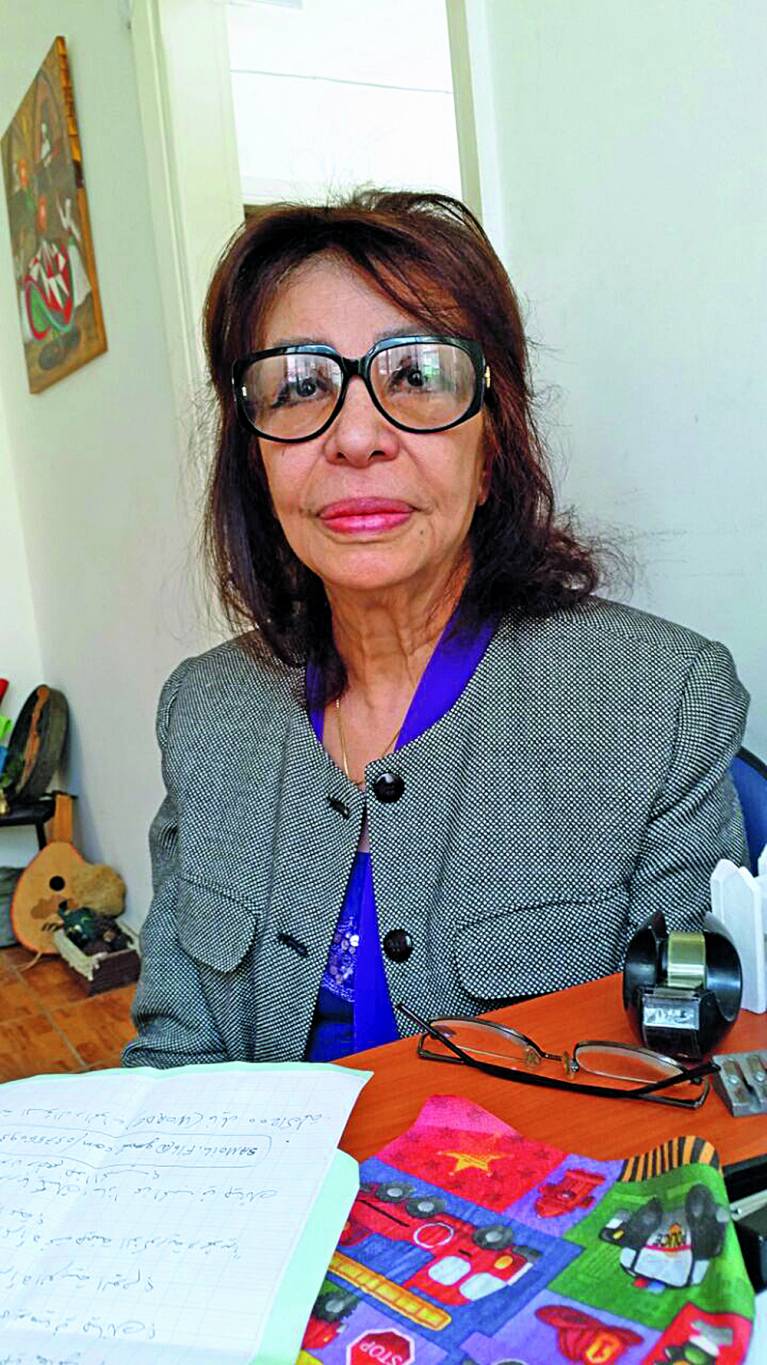 ملك خليفة متى: لا أترك الحب يكتبني بل أنا أكتبه