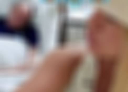 بالصور - مغنية شهيرة تثير الجدل بـ