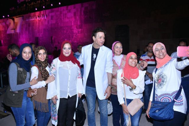 إيمان وبعض الحاضرات