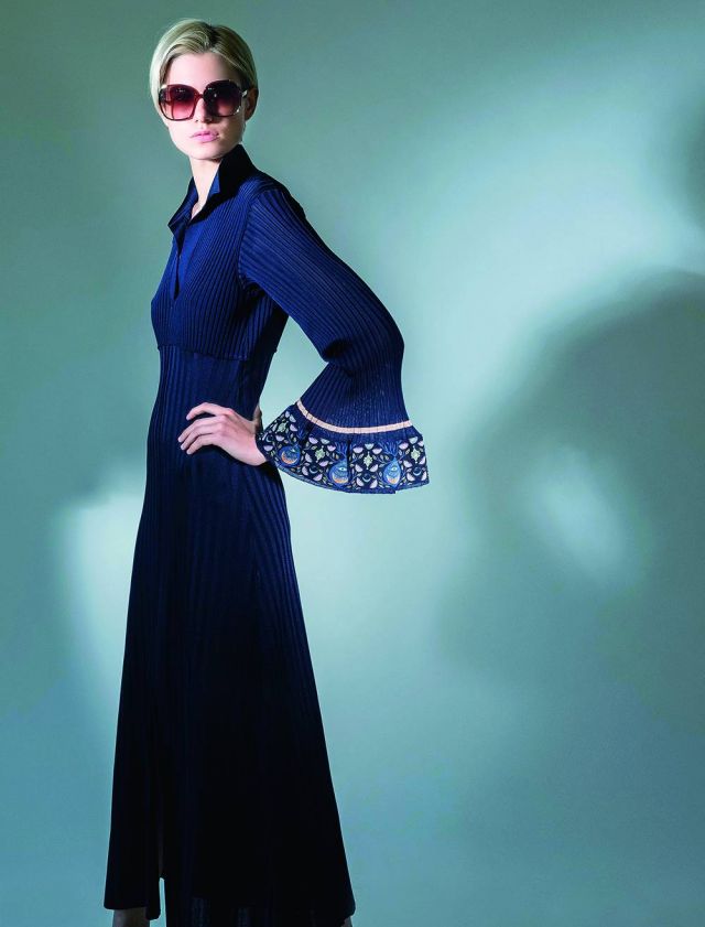 فستان من Chloé نظارات من Gucci فستان من Chloé نظارات من Gucci
