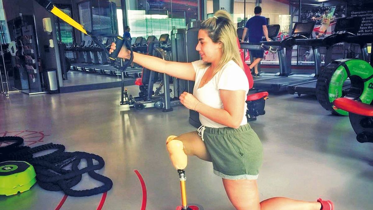 نسرين أكيوز... مدرّبة رياضة بقدم مبتورة: حلمي الوصول إلى الـ Euro Leauge