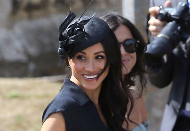 ميغان ماركل تخطف الأنظار بإطلالة زهيدة الثمن