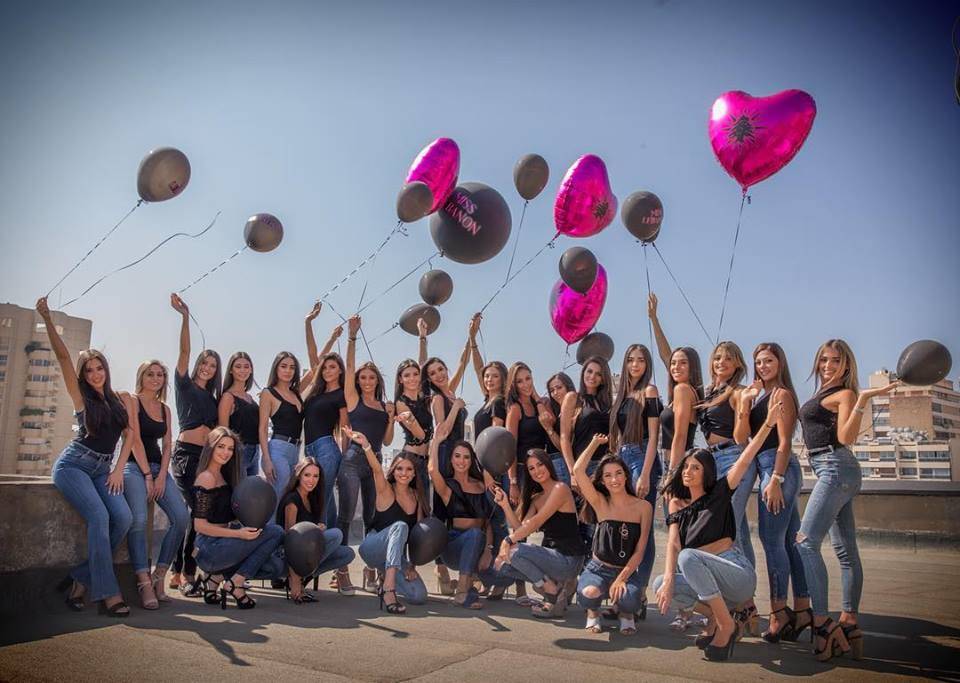 تعرّفوا إلى المشتركات الـ 30 في ملكة جمال لبنان... والمفاجأة شقيقتان توأم تتنافسان على اللقب!