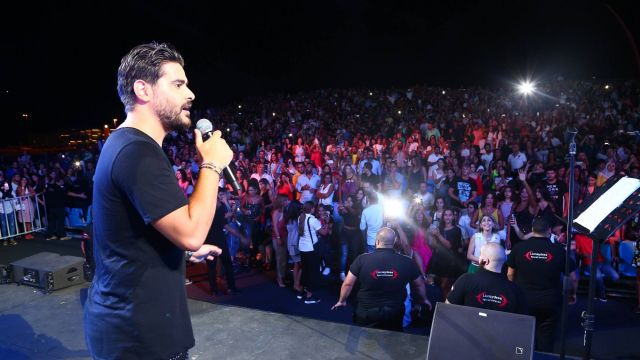 ناصيف زيتون