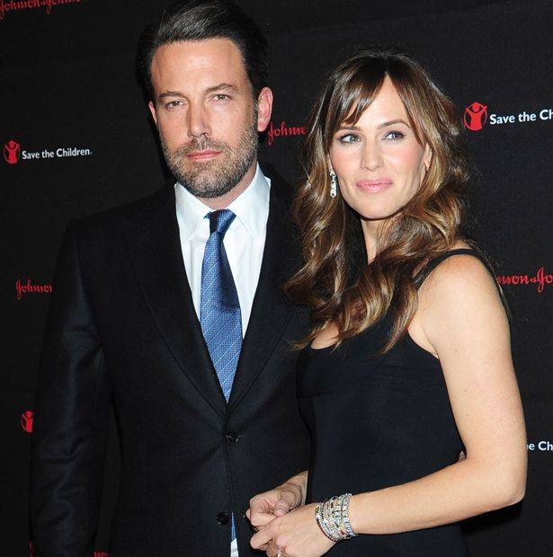 رغم طلاقهما... جنيفر غارنر تساعد طليقها للتخلص من الإدمان