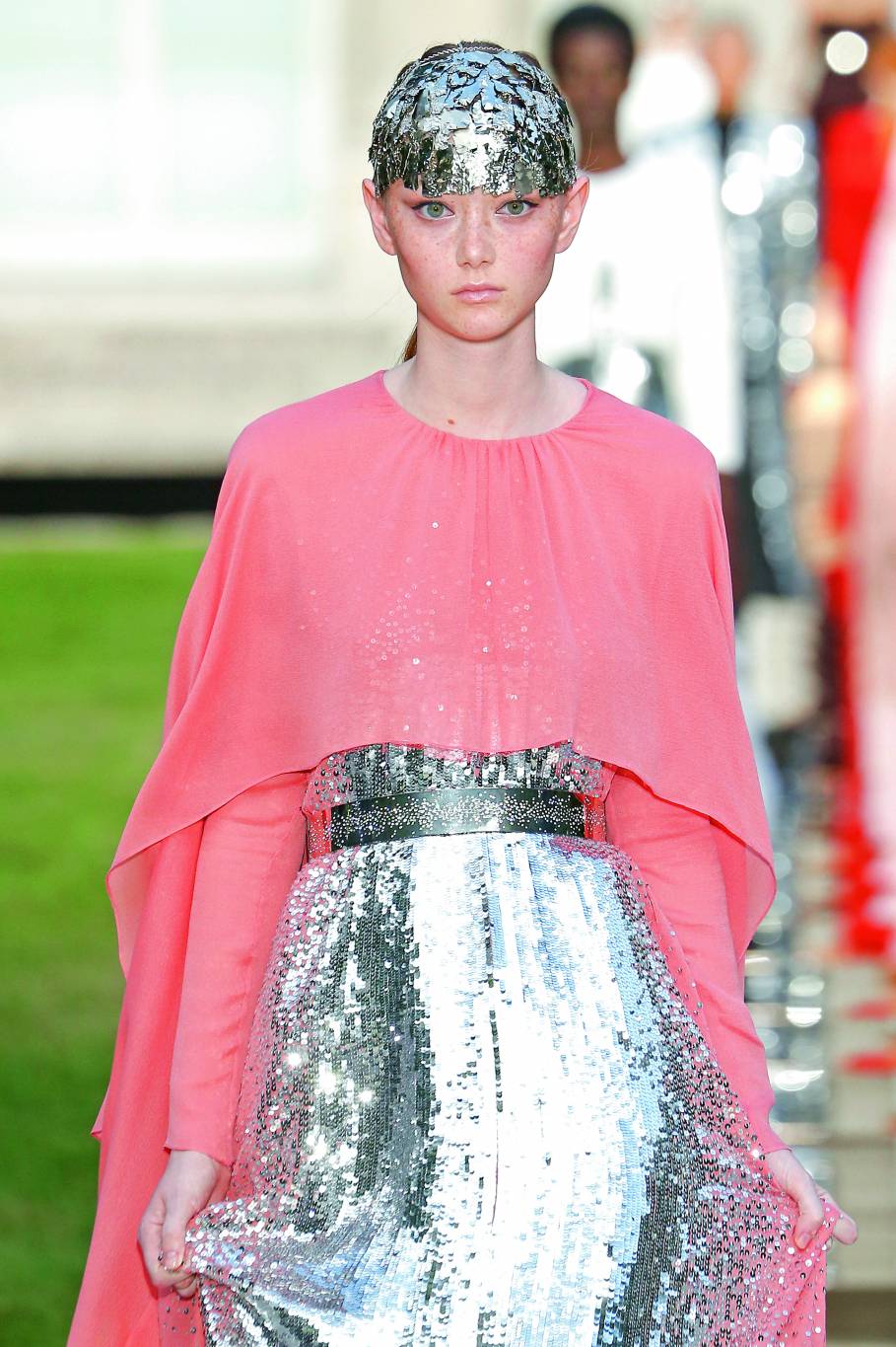 بالصور- اكسسوارات شعر رائعة من عروض 2018-2019