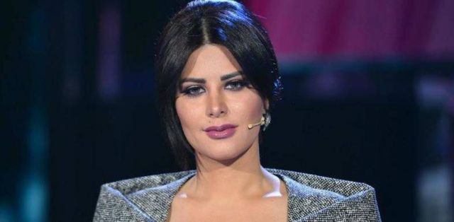 هجوم على شمس الكويتية بسبب معجبة مصابة بالسرطان... ماذا فعلت معها؟