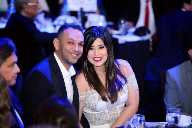 أيتن عامر وزوجها محمد عز العرب