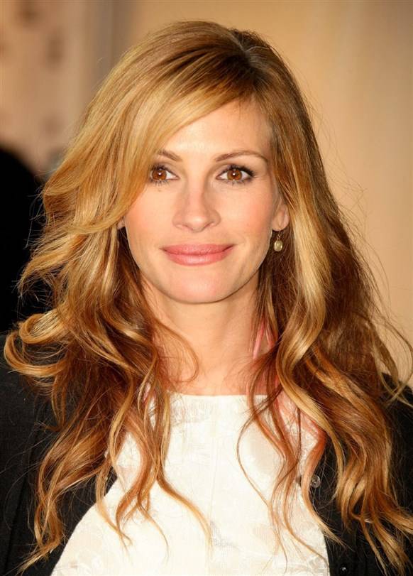 بعد تخطيها الـ50 جوليا روبرتس لم تخضع للتجميل... إليك سرّ شبابها الدائم