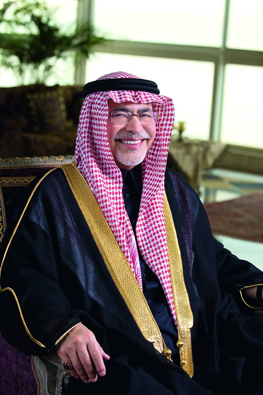 أَعيشُ حَياتي لحُبِّ الجَمَال