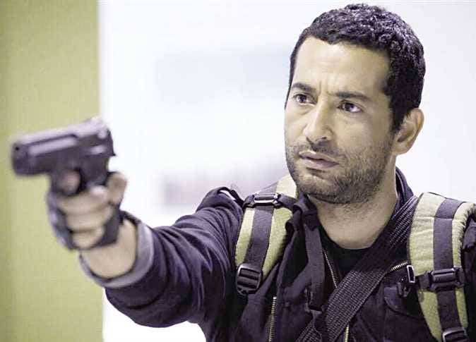 ما حقيقة اعتزال عمرو سعد وقصة التصريحات المفبركة؟