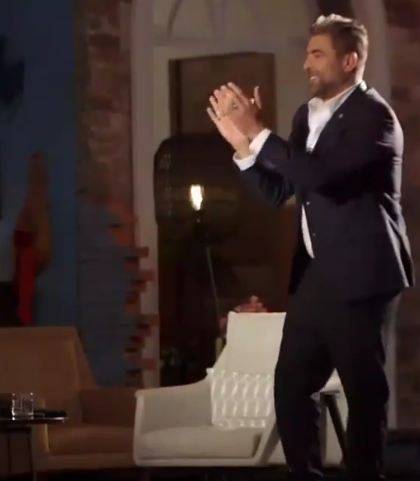 بالفيديو - بعد حديثه عن الطلاق... وائل كفوري يرقص شرقي ويشعل مواقع التواصل