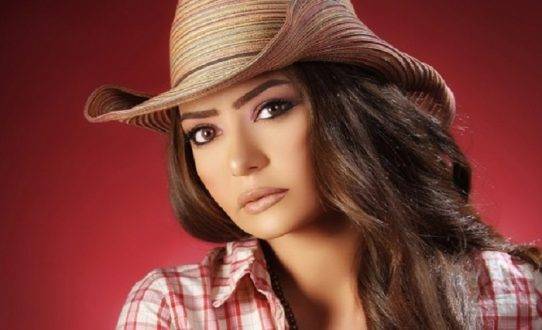 بالفيديو - بعد 3 سنوات على وفاتها: نجم مصري يعترف بحبه لميرنا المهندس... تنبهوا من أعراض مرضها الخطير