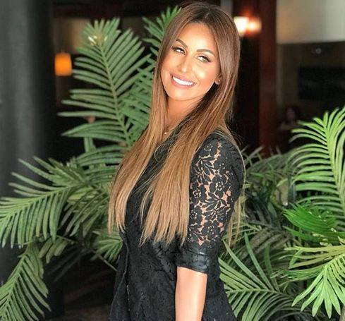 بالصور  - مي سليم تتخطى ازمة انفصالها باطلالة شابة جريئة.. شاهدوها