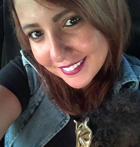 بالصور - هكذا بدت مي كساب بعد تغيير لون شعرها