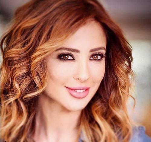 بالفيديو - طفل يطلب يد وفاء الكيلاني على الهواء وردّ فعلها يحدث ضجة