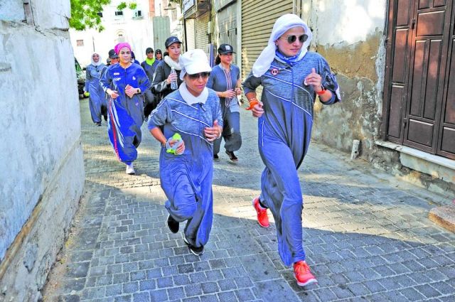 عباءات رياضية للنساء في السعودية