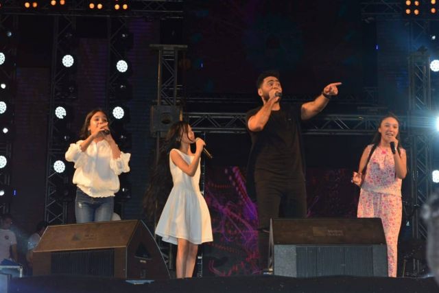 حفل تامر حسني المؤجل في نادي الشمس الرياضي مع نجوم برنامج 