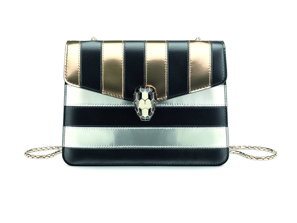حقيبة  Serpenti Forever من  BVlgari فخامة معدنية