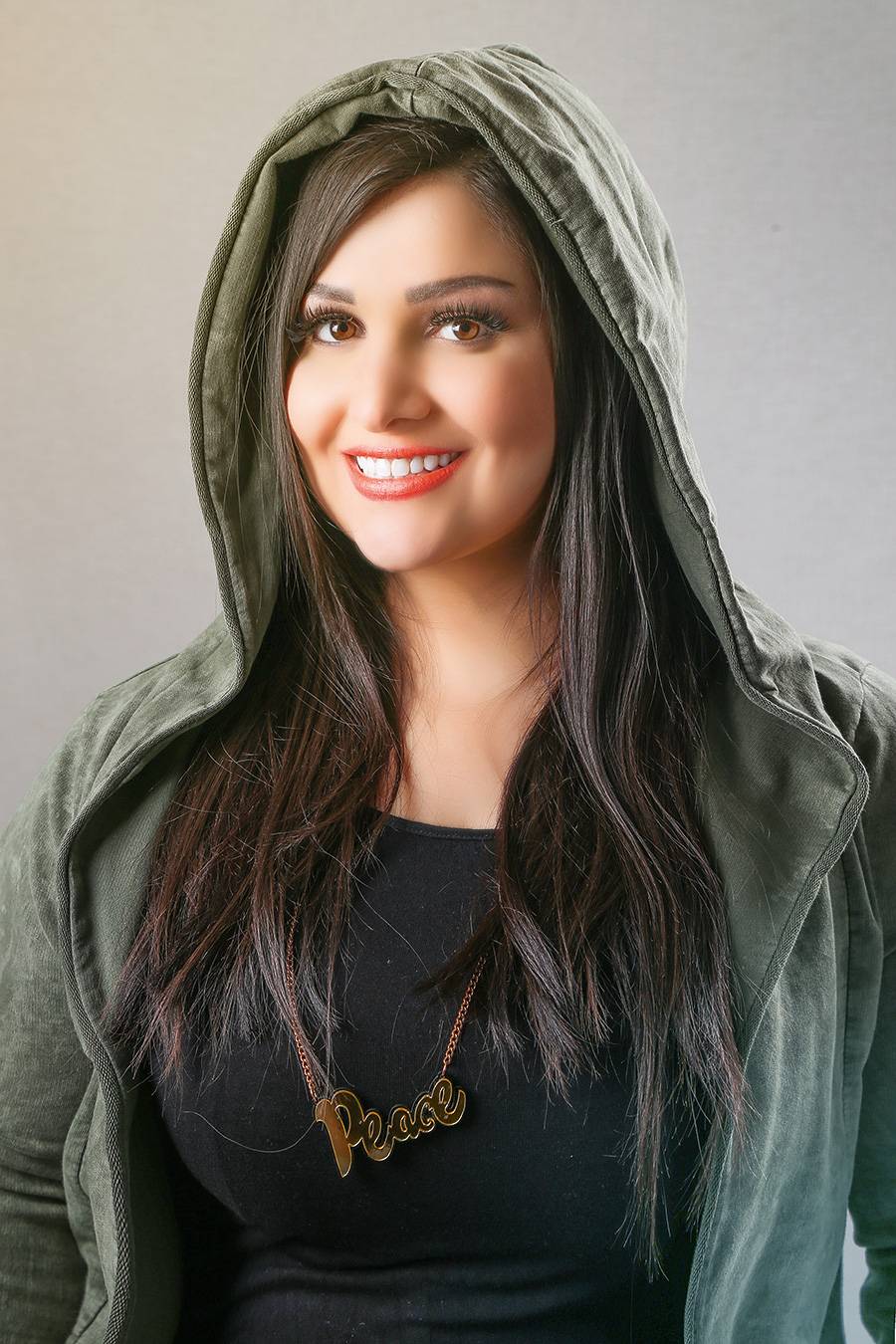 وعد البحري: لا أخشى منافسة تامر حسني وإليسا