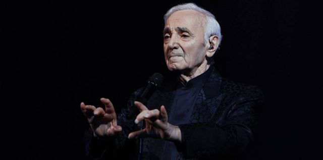 وفاة النجم شارل أزنافور عن عمر يناهز الـ94