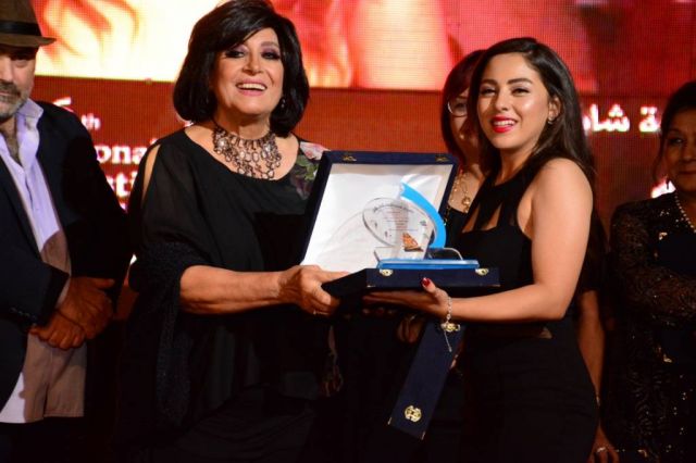 لحظة تكريم سهير المرشدي