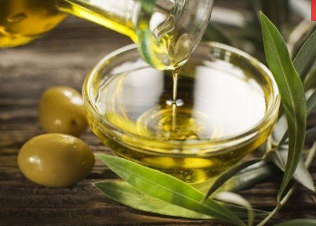 اكتشفي هنا أفضل الزيوت النباتية الصحية في الطعام!