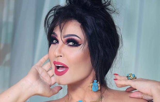 بالصور - إطلالة جريئة لفيفي عبده... والجمهور ينقسم حولها