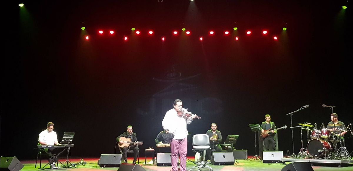 فيروز وأم كلثوم في قرطاج... وما علاقة الفنان التركي مراد ساكاري؟