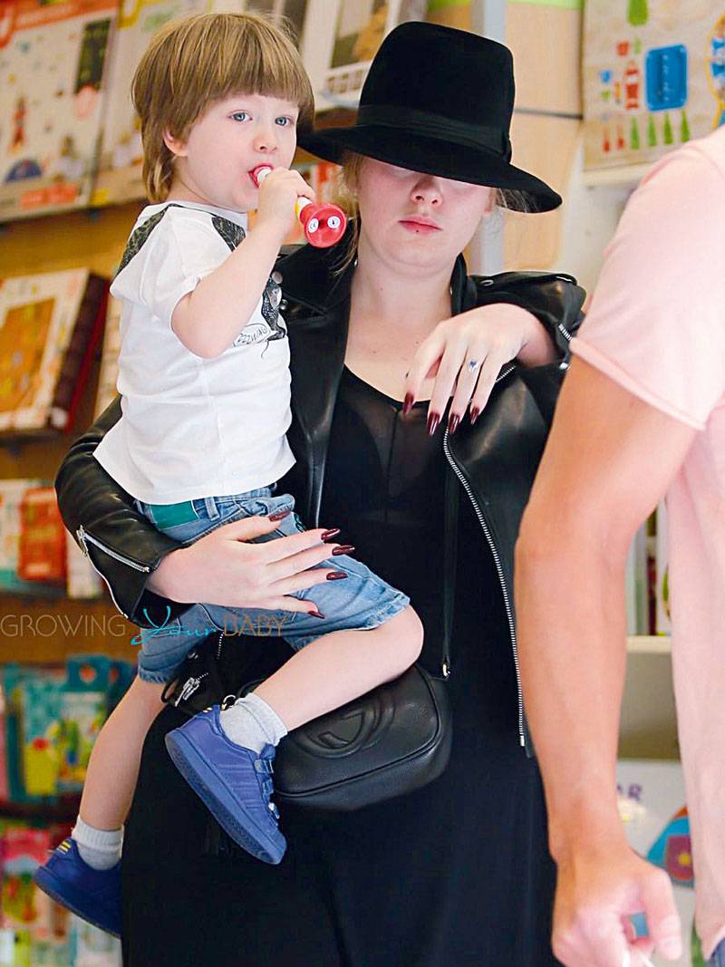 Adele Adele
