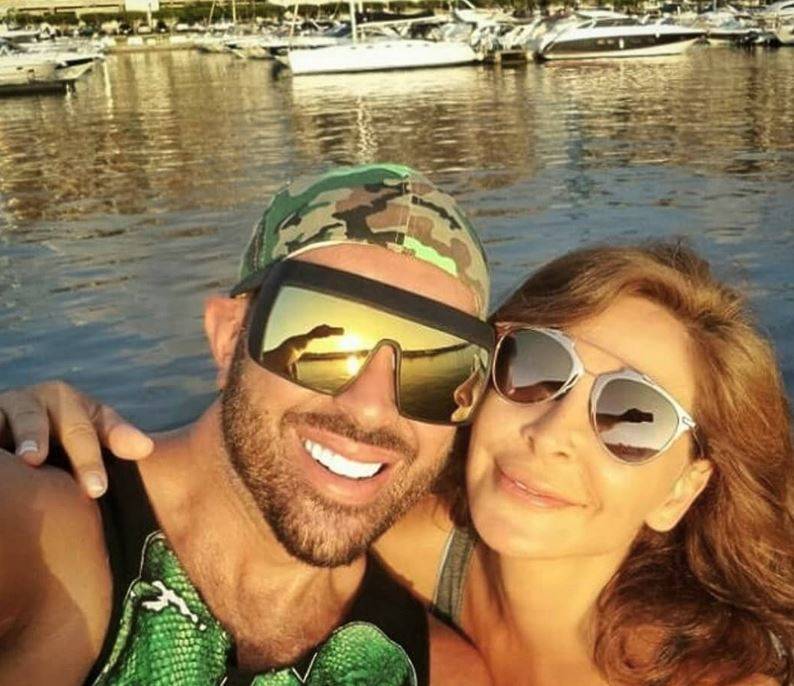 بالصورة – للمرة الأولى شاهدوا الشكل الحقيقي لصديق إليسا وديع النجار قبل عمليات التجميل