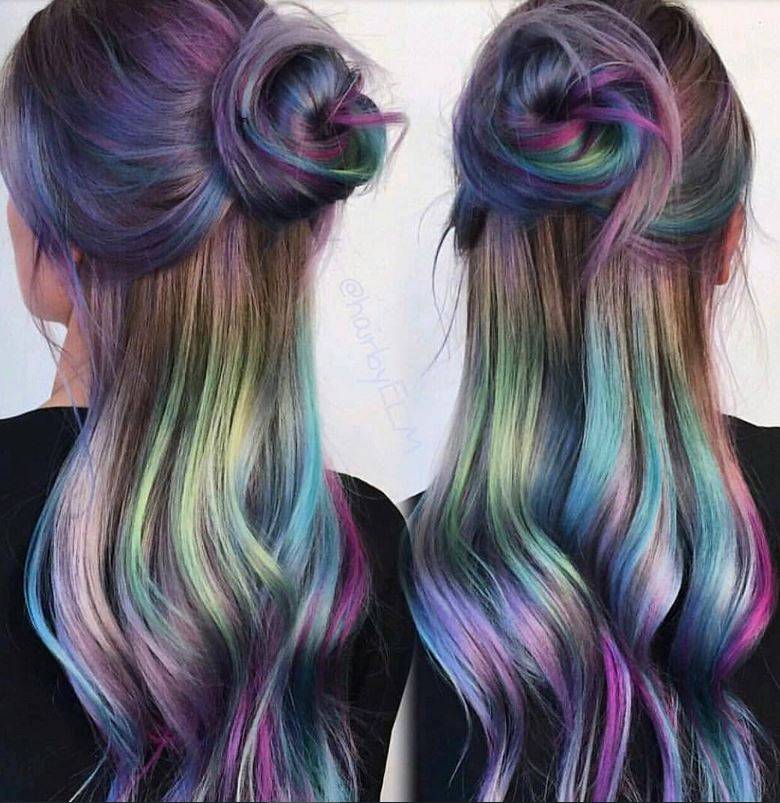 بالصور- شعر بألوان البترول... الصيحة التي ستعجب كل السمراوات