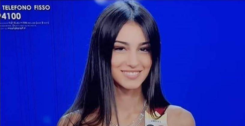 بساق واحدة – مشاركة في مسابقة ملكة جمال تشعل المواقع... هكذا أهينت وهكذا ردت