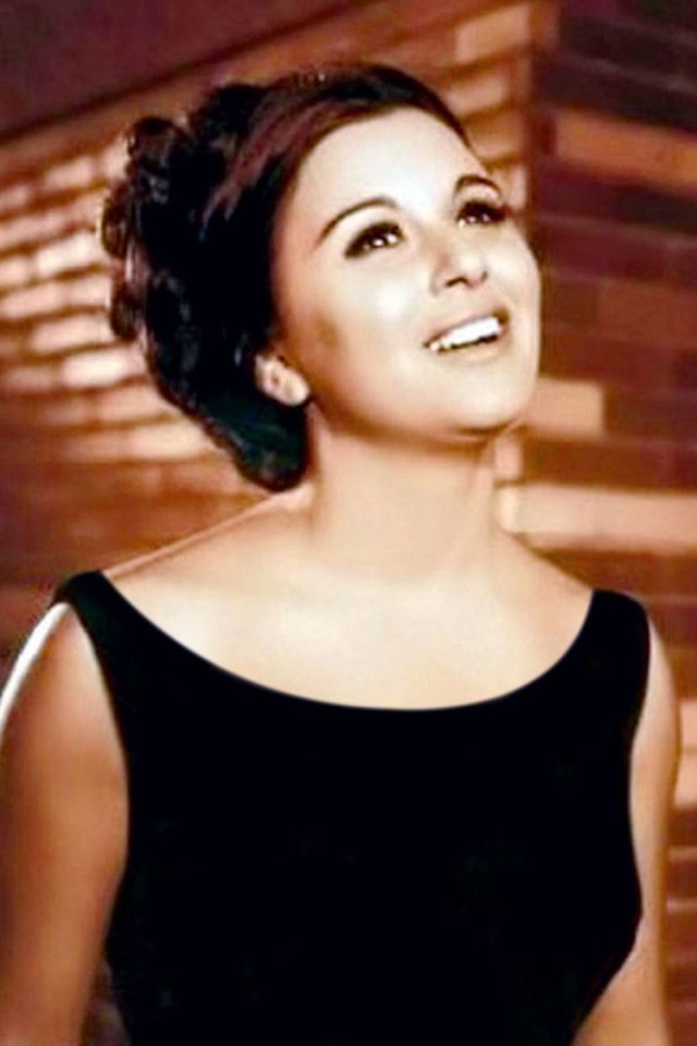 صدام بين صديقة سعاد حسني وشقيقتها

فيلم “السندريللا” يثير ضجة وخلافات