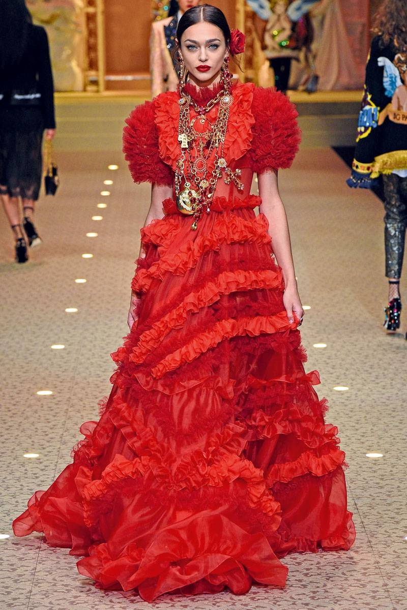 MILANO FASHION WEEK AW 18-19 (DAY 5)
معاً يوماً بيوم...