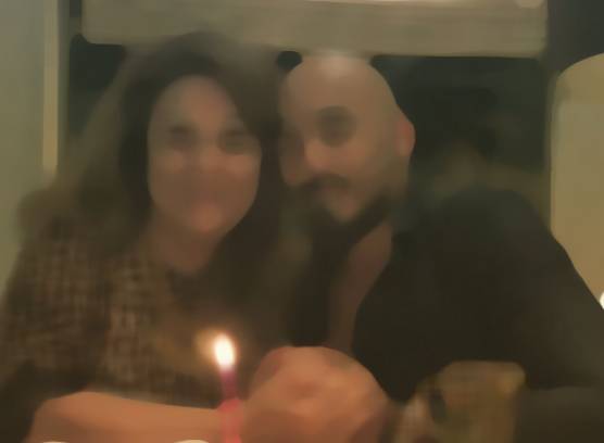 بالفيديو - كيف احتفل هذا النجم بعيد ميلاد والدته الفنانة الشهيرة؟