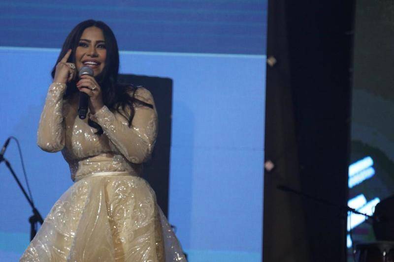 بالفيديو - نجم لبناني يعتذر من شيرين بعد إساءته لها ويقول: 