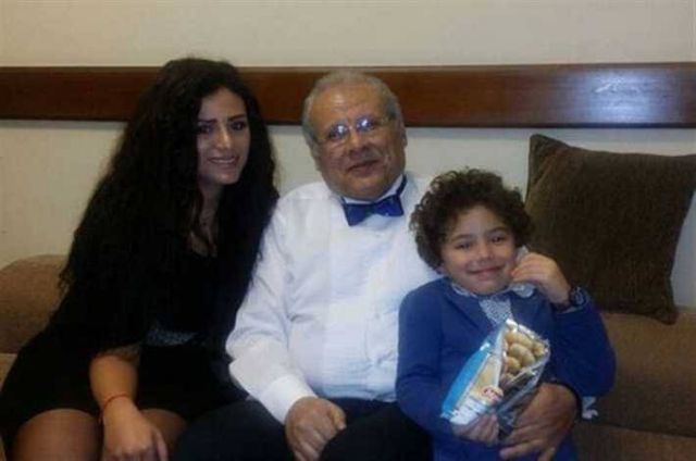 غنوة وابنها وأبوها